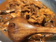 -关东小磨东北菜(上海长风大悦城店)