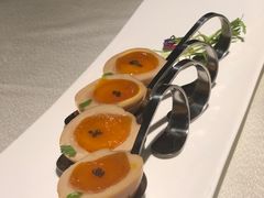 黑鱼籽糖心蛋（68+10%）-皇朝会.经典传统粤菜(外滩店)