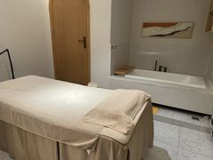 -瑶舍头疗·瑶浴·芳香热石SPA(五洲国际店)