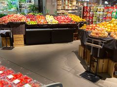-中百仓储超市有限公司(越秀星汇维港店)