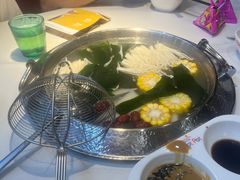 -浪里寻·臻牛养生牛肉火锅(方圆荟店)