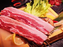 黑猪五花肉-嘿嘟嘟·肋条烧肉放题(爱融荟城店)