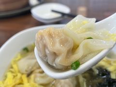 蟹黄鲜肉小馄饨-锡笼记·无锡小笼(人民路店)