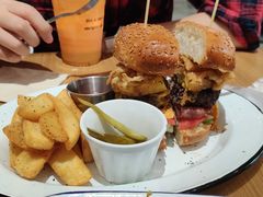 澳洲牛肉汉堡-HELLO 27 意面·沙拉·帕尼尼