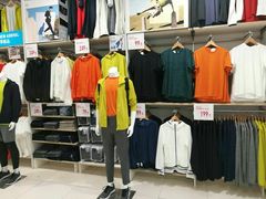 -优衣库(威海威高购物中心店)