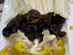 -朴小妹人参鸡汤火锅(长白山万达店)
