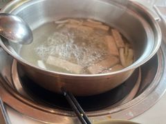 -喃喃椰·糟粕醋·椰子鸡火锅(七堡花园店)