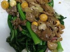 菜心炒鸡杂-醉贤居