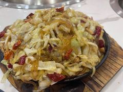 -九妹农家大铁锅东北菜(江湾店)