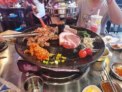 -豚豚家돈돈가韩国锅盖烤肉(新北万达店)