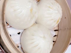 蟹粉大包-新荣记(南京西路店)