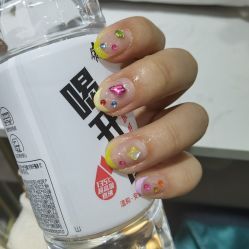 -瞧·享轻奢美甲美睫