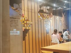 用餐区-星巴克臻选(上海合生汇1F店)