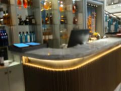 -浅深(世茂滨江精品店)