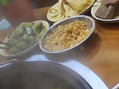 -曹丞相·地锅鸡·地锅鱼(武林店)