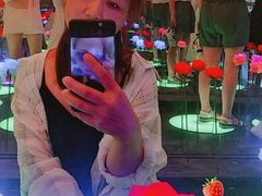 -武汉5D星空错觉艺术馆(中心百货店)