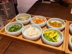 -银米·云南传统过桥米线(双廊黑金冠店)