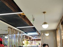 -布罗城堡自助烧烤(鸿通城购物中心店)
