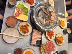 -啊美丽炭火烤肉(滑翔一店)