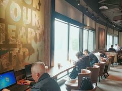 靠窗位-星巴克臻选(重庆大融城店)
