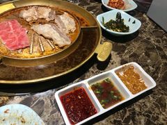 -猪啊牛呀羊啊铜盘烤肉(正大广场店)