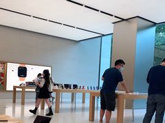 -Apple零售店(玄武湖店)