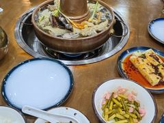 -岳记兴隆·青城腊排铜火锅(融创店)