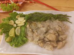 -J Daeng Seafood