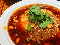 -万重锦·人文川菜馆(骡马市店)