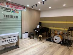 -雅马哈音乐中心 钢琴双排键鼓吉他(静安大融城店)