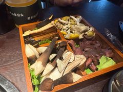 -芸鲜季·云南野生菌餐厅· 云南风物味研社(闵行店)