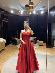 -南京宝娜嫁衣婚纱礼服馆(中央路店)