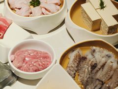 -海底捞火锅(长宁路龙之梦店)