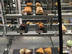 面包甜点陈列柜-星巴克(北京望京店)