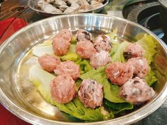牛肉丸拼肉丸-御膳粥·牛乳粥底火锅·地道顺德菜(容桂店)