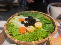 -尚尚仙·酸汤猪手·猪肚鸡火锅(华联万柳购物中心店)