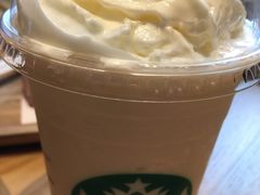 -星巴克臻选(上海中环广场2F店)