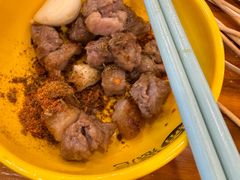 -哈尔滨小酒馆·鲜肉现穿自助烧烤(康新花园店)