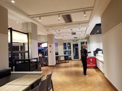 -肯德基(洛川店)