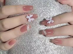 -ZX·美睫设计师汇聚店