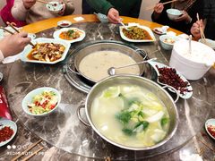 -胡世羊肉汤(南街店)