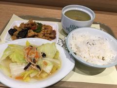 -老乡鸡(上海品尊国际中心店)