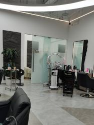 -ON STAR SALON