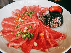 水上漂嫩牛肉-大隐·成都火锅Bistro(合生麒麟新天地店)