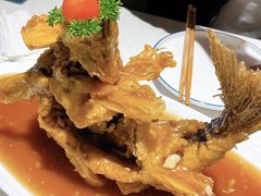 糖醋鲤鱼-闫府私房菜·百年鲁菜(恒隆店)