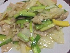 爆三样-雅仕聚酒馆
