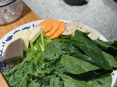 -东镇老火锅(长春路首店)