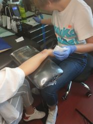 -明星刺青·洗纹身