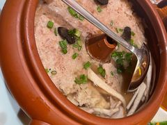 汽锅菌子肉饼-老滇山寨•云南特色菜•地方菜•民族风情歌舞表演(金碧店)