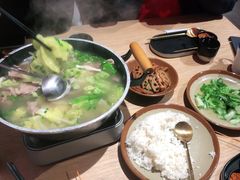 -川堂风·跷脚牛肉·乐山爆炒(宝山日月光店)